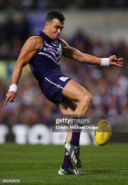 Ryan Crowley of the Dockers kicks the ball for a goal during the AFL Second Preliminary Final match between the Fremantle Dockers and the Sydney...