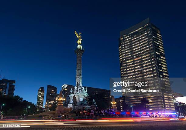 angel of independence - angel of independence stock pictures, royalty-free photos & images