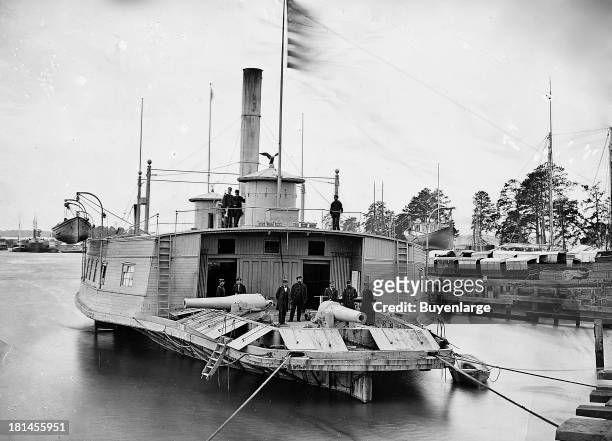 Gunboat on the Mississippi; In the US Navy, gunboats displaced under 2,000 tons, were about 200 ft long, 10-15 feet draft and sometimes much less,...