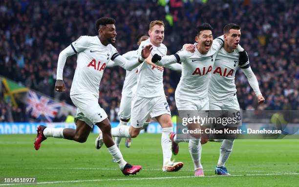 Giovani Lo Celso of Tottenham Hotspur celebrates scoring their teams first goal during the Premier League match between Tottenham Hotspur and Aston...