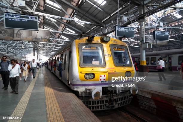 chhatrapati shivaji maharaj terminus - mumbai railway station stock pictures, royalty-free photos & images