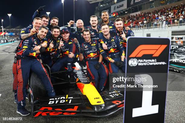 Race winner Max Verstappen of the Netherlands and Oracle Red Bull Racing poses for a photo with his team in parc ferme during the F1 Grand Prix of...