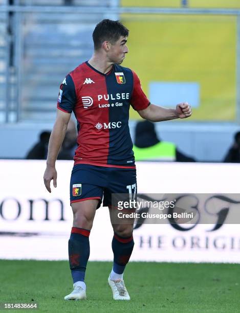 Ruslan Malinovskyi of Genoa CFC celebrates after scoring goal 1-1 during the Serie A TIM match between Frosinone Calcio and Genoa CFC at Stadio...
