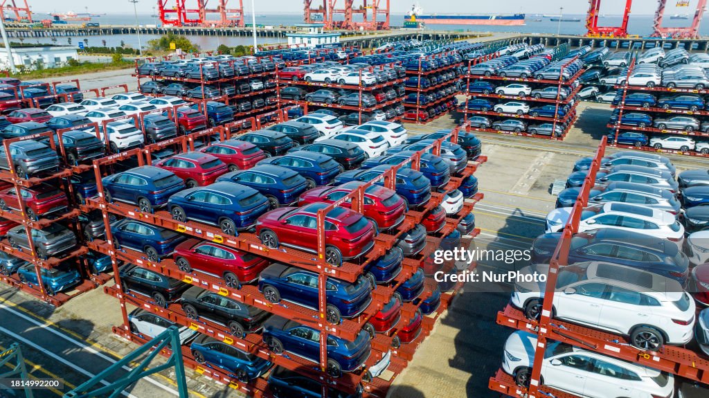 Vehicles Export in Suzhou Port
