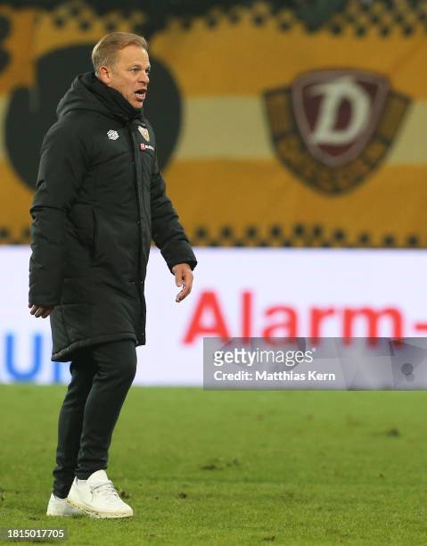 Head coach Markus Anfang of Dresden reacts after the 3. Liga match between SG Dynamo Dresden and SSV SSV Jahn Regensburg at Rudolf-Harbig-Stadion on...