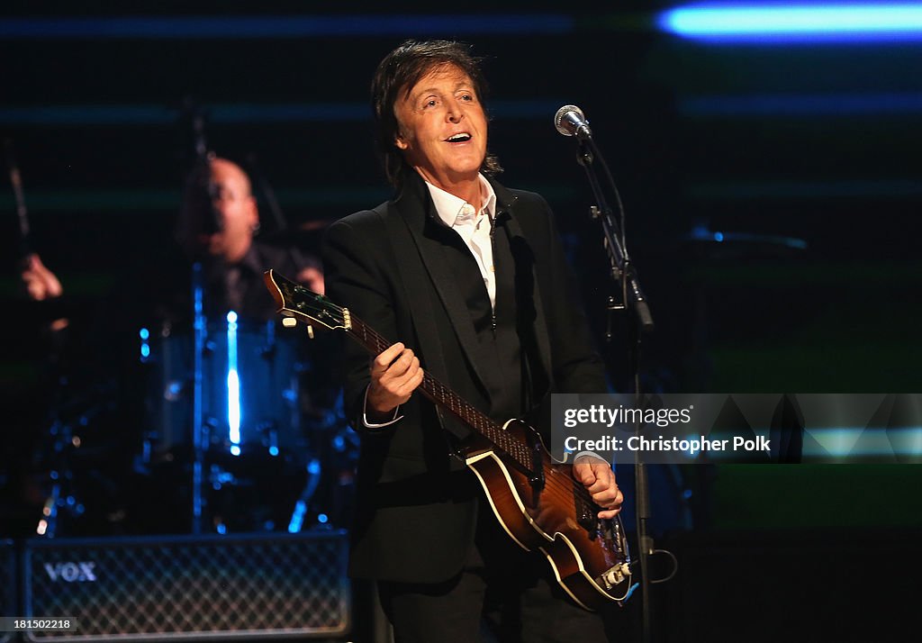 IHeartRadio Music Festival - Day 2 - Show