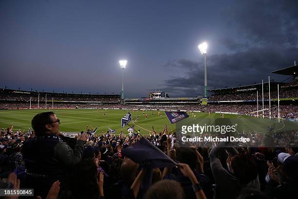 General view during the AFL Second Preliminary Final match between the Fremantle Dockers and the Sydney Swans at Patersons Stadium on September 21,...