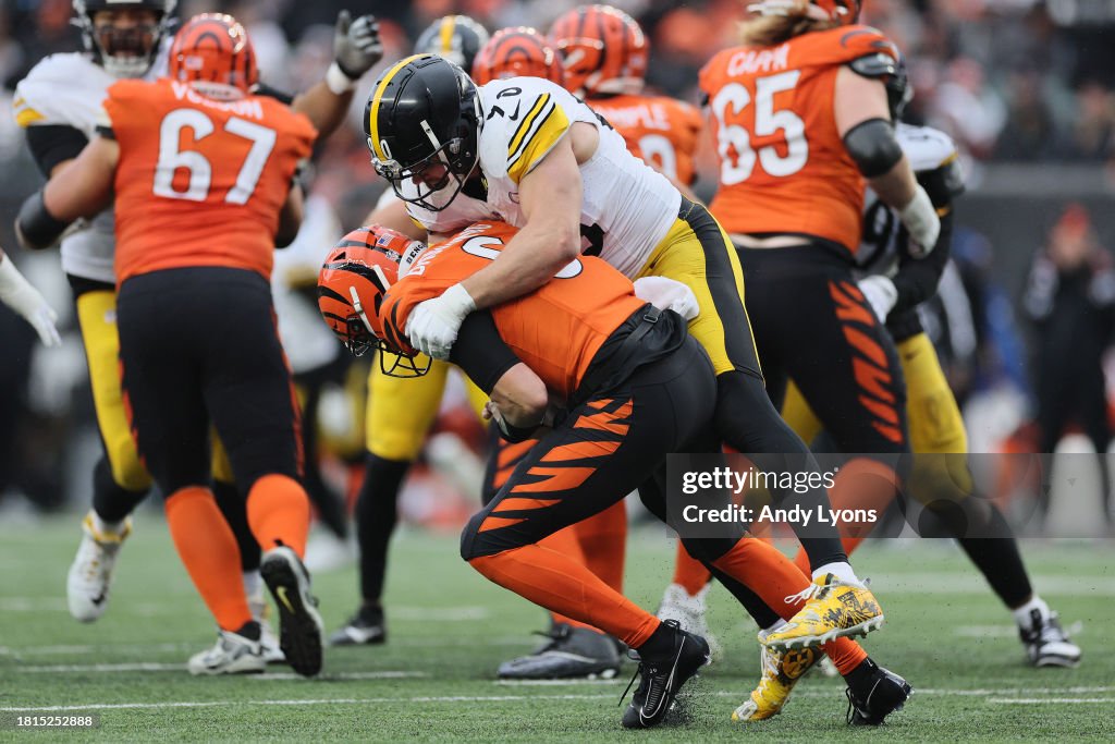 Pittsburgh Steelers v Cincinnati Bengals