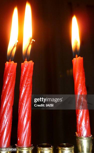 Hanukkah Candles Lit 2d Day, Stock-Foto