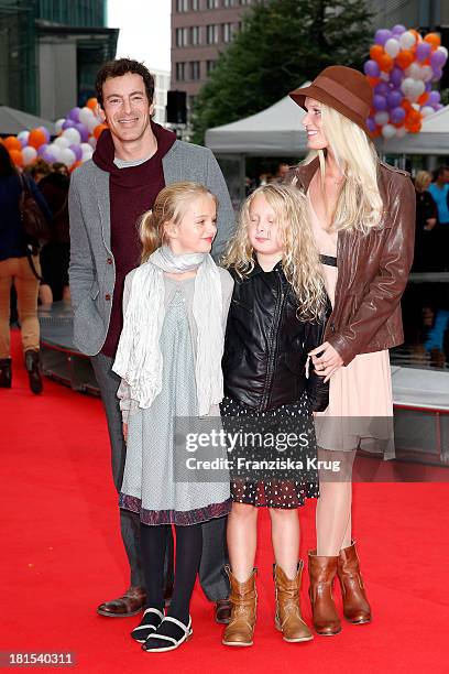 Gedeon Burkhard, Anika Bormann, daughter Gioia with her girlfriend Charlotte attend the 'Keinohrhase und Zweiohrkueken' Premiere at CineStar on...