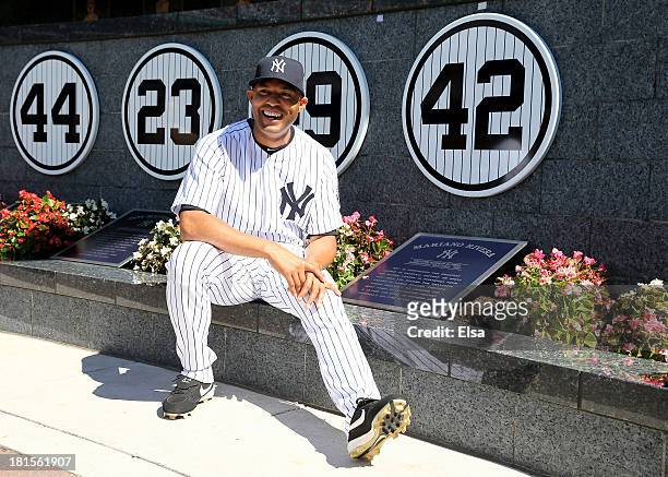392 Ny Yankees Retired Numbers Stock Photos, High-Res Pictures