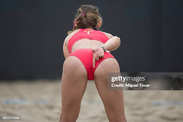 Maria Oviedo of Colombia gives instructions during the Women's Beach Volleyball Qualification as part of the I ODESUR South American Youth Games at...
