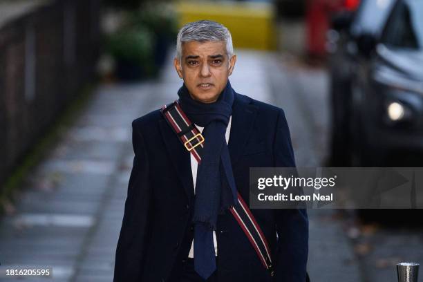 Mayor of London Sadiq Khan arrives ahead of his appearance at the Covid Inquiry on November 27, 2023 in London, England. The UK's Mayors of London,...