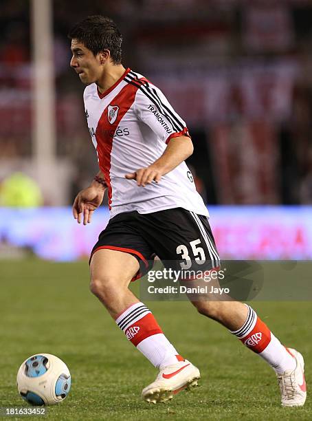 Giovanni Simeone, of River Plate, during a match between River Plate and All Boys as part of the Torneo Inicial 2013 at Monumental Stadium on...