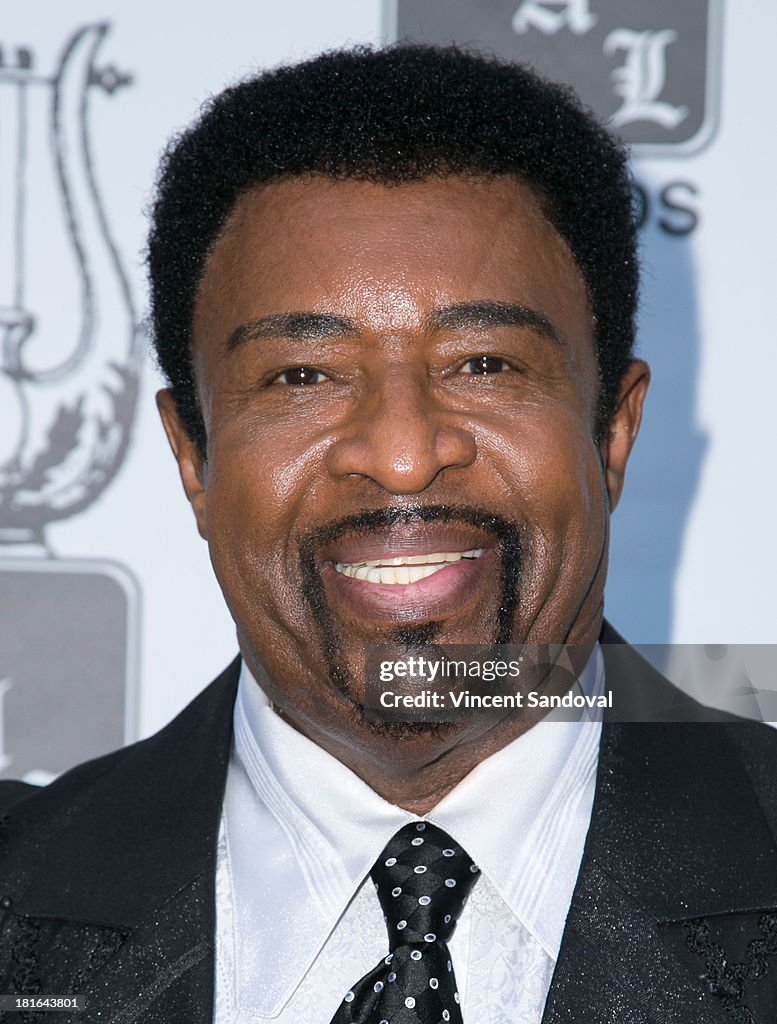 Dennis Rosis Singer Singer Dennis Edwards attends the 24th annual Heroes and Legends ...