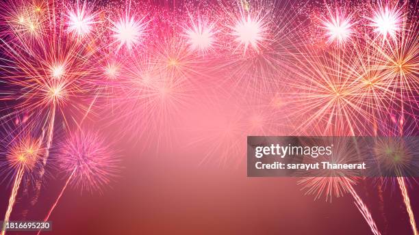 background bokeh firework red colorful celebration - capodanno foto e immagini stock