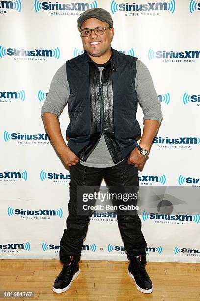 Christian singer Israel Houghton poses at SiriusXM Studios on September 23, 2013 in New York City.