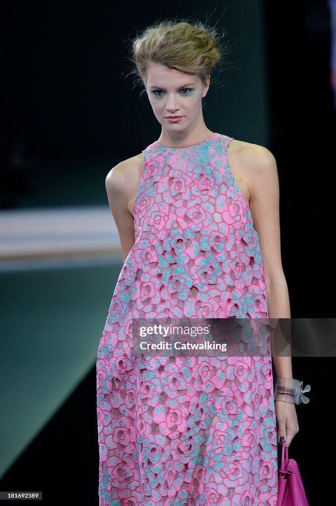 Giorgio Armani - Runway RTW - Spring 2014 - Milan Fashion Week