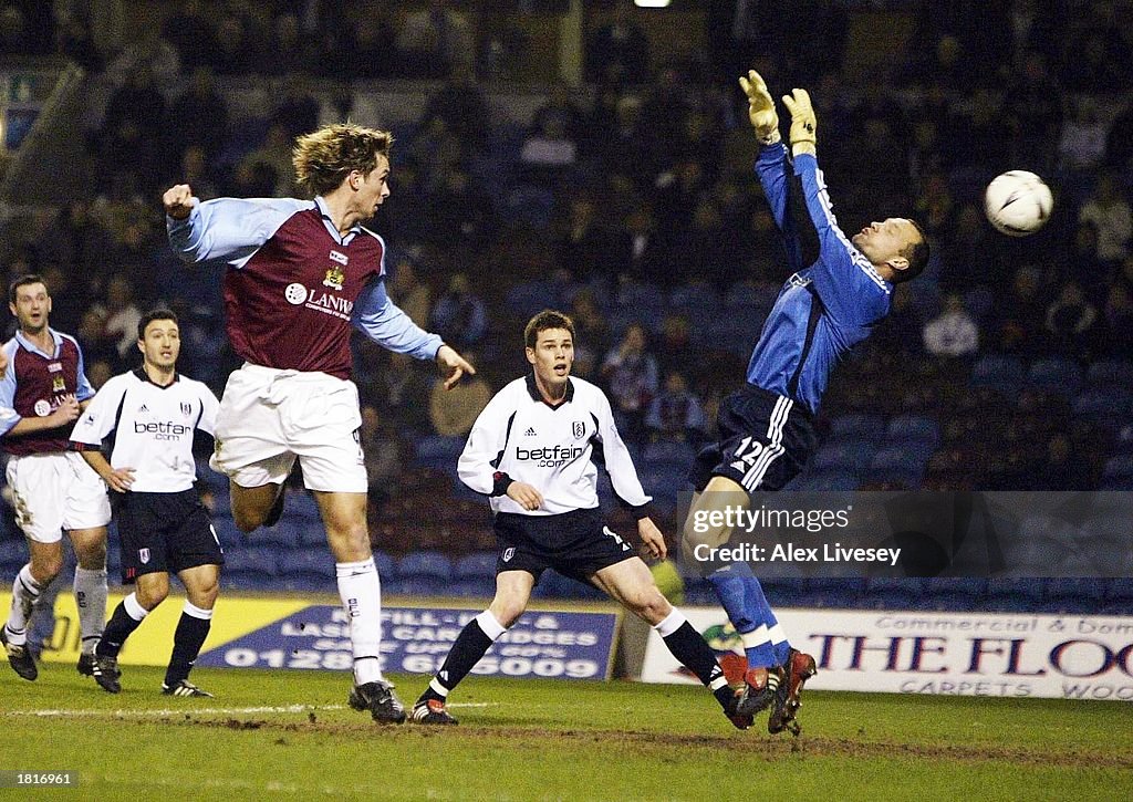 Gareth Taylor of Burnley scores