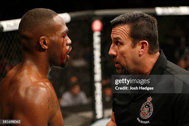 Movie Eye Gouges 39 Eye Gouge Stock Photos, High-Res Pictures, and Images - Getty Images