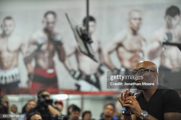 Mixed martial artist Anderson Silva of Brazil gestures during a Q&A session at UFC Gym on September 23, 2013 in Torrance, California.