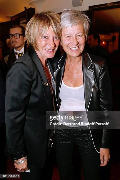 Alice Dona and Annie Lemoine attend Muriel Robin show "Robin revient 'Tsoin - Tsoin'" Premiere at Porte Saint-Martin Theater in Paris on September...