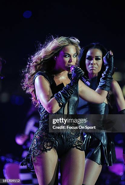 Singer Beyonce Knowles performs at halftime during Super Bowl XLVII between the San Francisco 49ers and the Baltimore Ravens at the Mercedes-Benz...