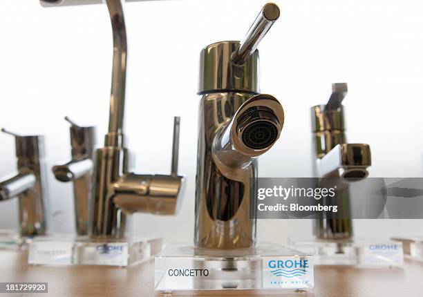 Grohe Store Grohe Bathroom Fixtures Photos and Premium High Res Pictures - Getty Images