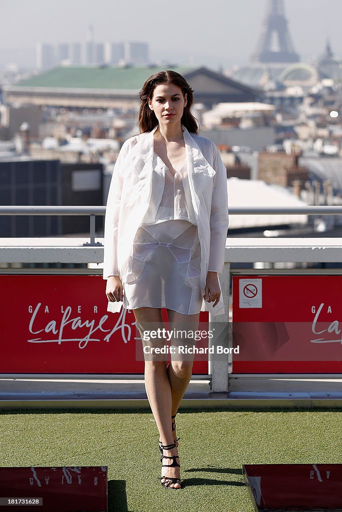 Christine Phung: Runway - Paris Fashion Week Womenswear Spring/Summer 2014