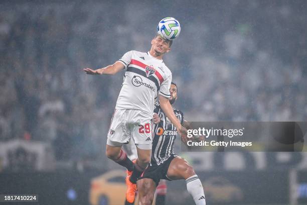 Hulk of Atletico MG and Pablo Maia of Sao Paulo fight for the ball during a match between Atletico MG and Sao Paulo as part of Brasileirao 2023 at...