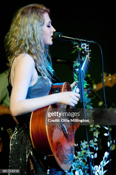 Janet Devlin (Singer) Photos and Premium High Res Pictures - Getty Images