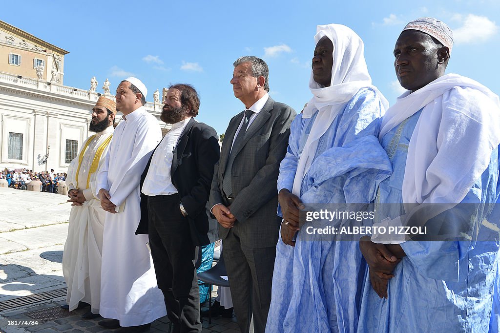 VATICAN-POPE-AUDIENCE-FRANCE-ISLAM