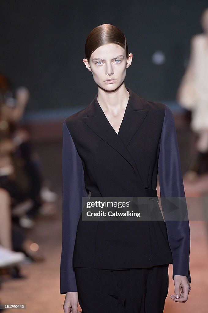 Cedric Charlier - Runway RTW - Spring 2014 - Paris Fashion Week