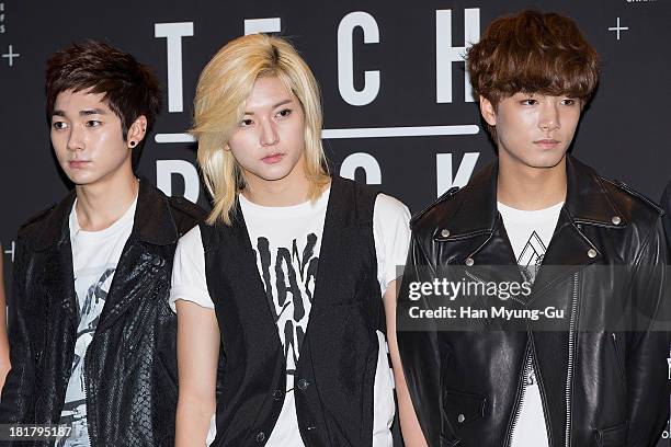 Members of South Korean boy band NU'EST attend a promotional event for the NIKE "Tech Pack" Showcase at Shilla Hotel on September 24, 2013 in Seoul,...