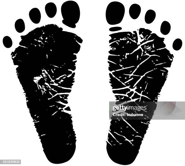 ilustrações, clipart, desenhos animados e ícones de bebê recém-nascido pegadas comemoração preto & branco, vector conjunto de ícones - foot