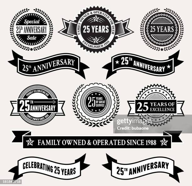 ilustraciones, imágenes clip art, dibujos animados e iconos de stock de blanco y negro 25º aniversario de tarjeta - 25° aniversario de boda