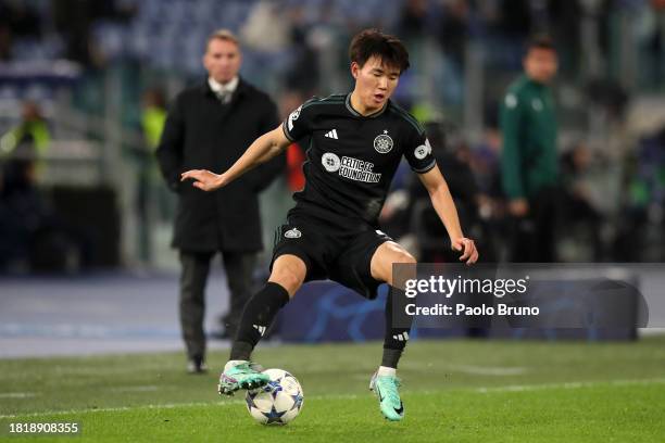 Yang Hyun-Jun of Celtic runs with the ball during the UEFA Champions League match between SS Lazio and Celtic FC at Stadio Olimpico on November 28,...