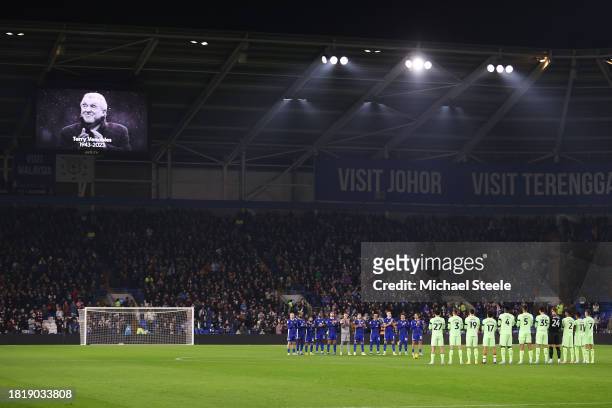 Players, fans and officials hold a minutes applause in remembrance of Terry Venables, English Former Football Player and Manager prior to the Sky Bet...