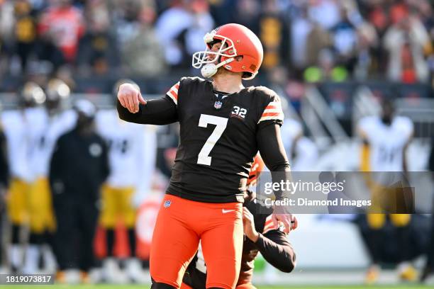 Dustin Hopkins of the Cleveland Browns celebrates a successful 25-yard field goal during the first half against the Pittsburgh Steelers at Cleveland...