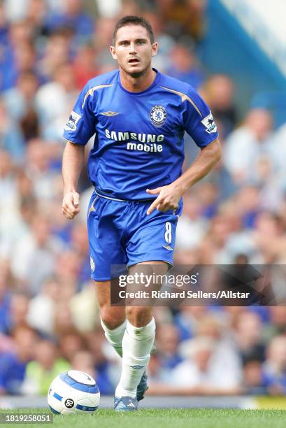 August 21: Frank Lampard of Chelsea FC on the ball during the Premier League match between Chelsea and Arsenal at the Stamford Bridge on August 21,...