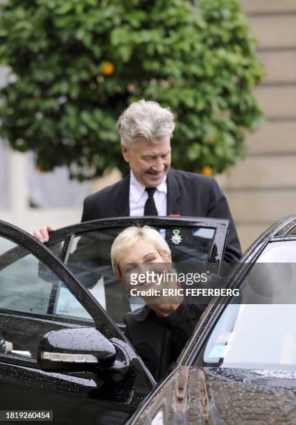 Filmmaker David Lynch leaves the Elysee presidential Palace with Melita Toscan du Plantier after being awarded the Legion of Honour, France's top...