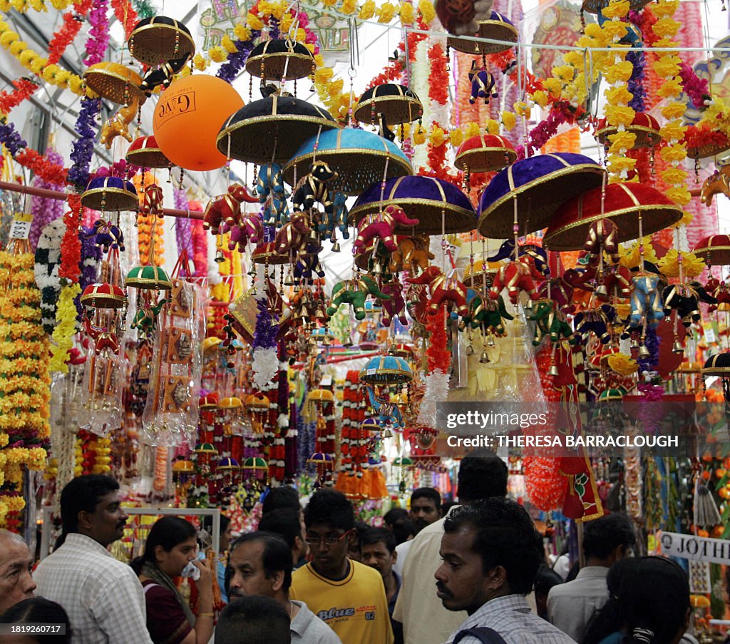SINGAPORE-CULTURE-FESTIVAL-DEEPAVALI
