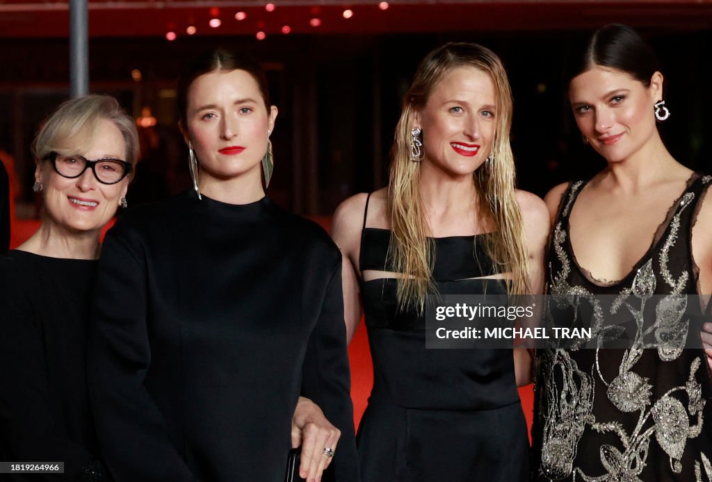 US actress Meryl Streep with her daughters Grace Gummer , Mamie... News