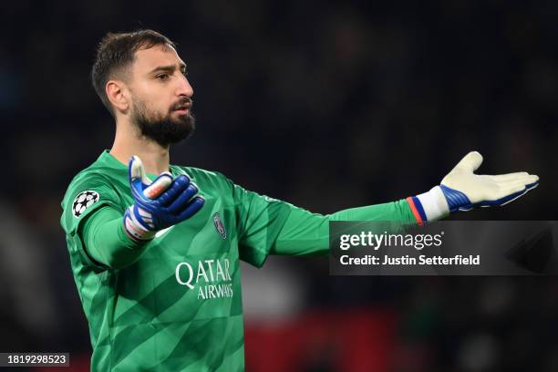 Gianluigi Donnarumma of Paris Saint-Germain reac during the UEFA Champions League match between Paris Saint-Germain and Newcastle United FC at Parc...