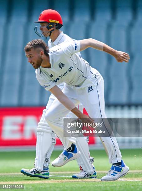Fergus O'Neill of the Bushrangers bowls during the Sheffield Shield match between South Australia and Victoria at Adelaide Oval, on November 29 in...