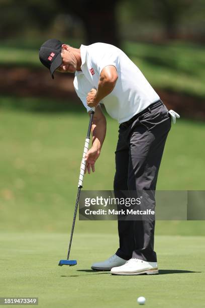 Adam Scott plays a practise round ahead of the ISPS HANDA Australian Open at The Australian Golf Course on November 29, 2023 in Sydney, Australia.