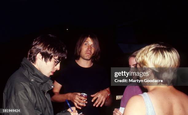 Liam Gallagher of Oasis backstage with Evan Dando, Glastonbury Festival, 1995.