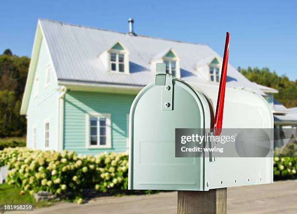 white mailbox and farmhouse - letterbox house stock pictures, royalty-free photos & images
