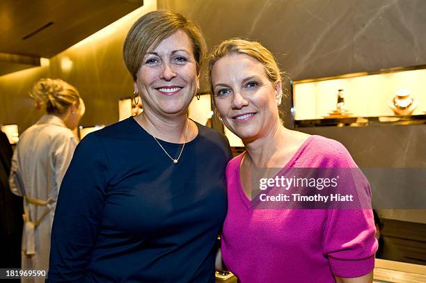 Deborah R Ruter Il 26 David Yurman Willow Launch With Vanity Fair Stock Photos, High-Res ...