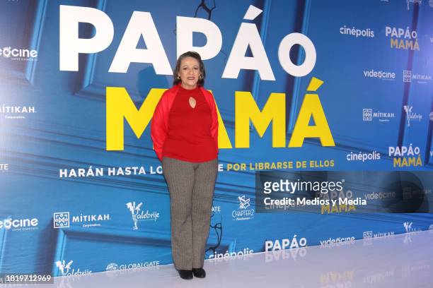 Nora Velázquez poses for photos during 'Papá o Mamá' Film Red Carpet at Cinepolis Plaza Carso on November 28, 2023 in Mexico City, Mexico.